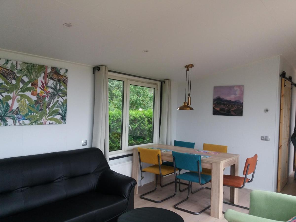 Luxe Bungalow Op Rustig Vakantiepark. Dronrijp ภายนอก รูปภาพ